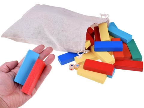 Gra chwiejąca się wieża kolorowe drewniane klocki