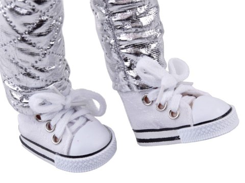 Zimowa LALA LALKA 38 cm Różowe futerko i nauszniki zimowe ubranie