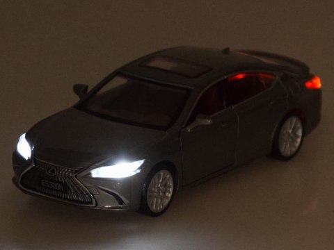 Model kolekcjonerski Lexus ES300h 1:35 metalowe auto światło dźwięk