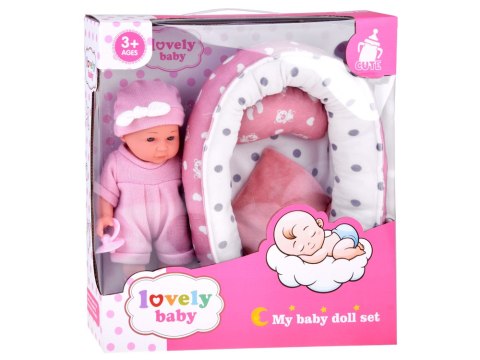 Lalka Bobas z Łóżeczkiem w Różowym Ubranku Niemowlak