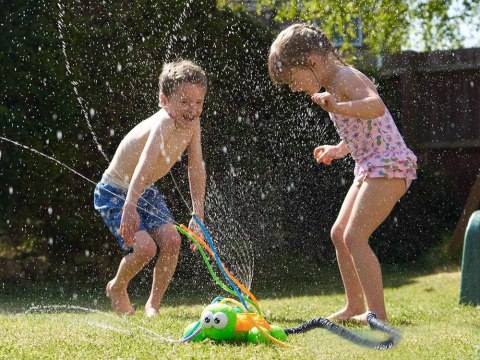 Kolorowy żółw zraszacz wodny do zabawy - ogrodowa zabawka dla dzieci ZA4280